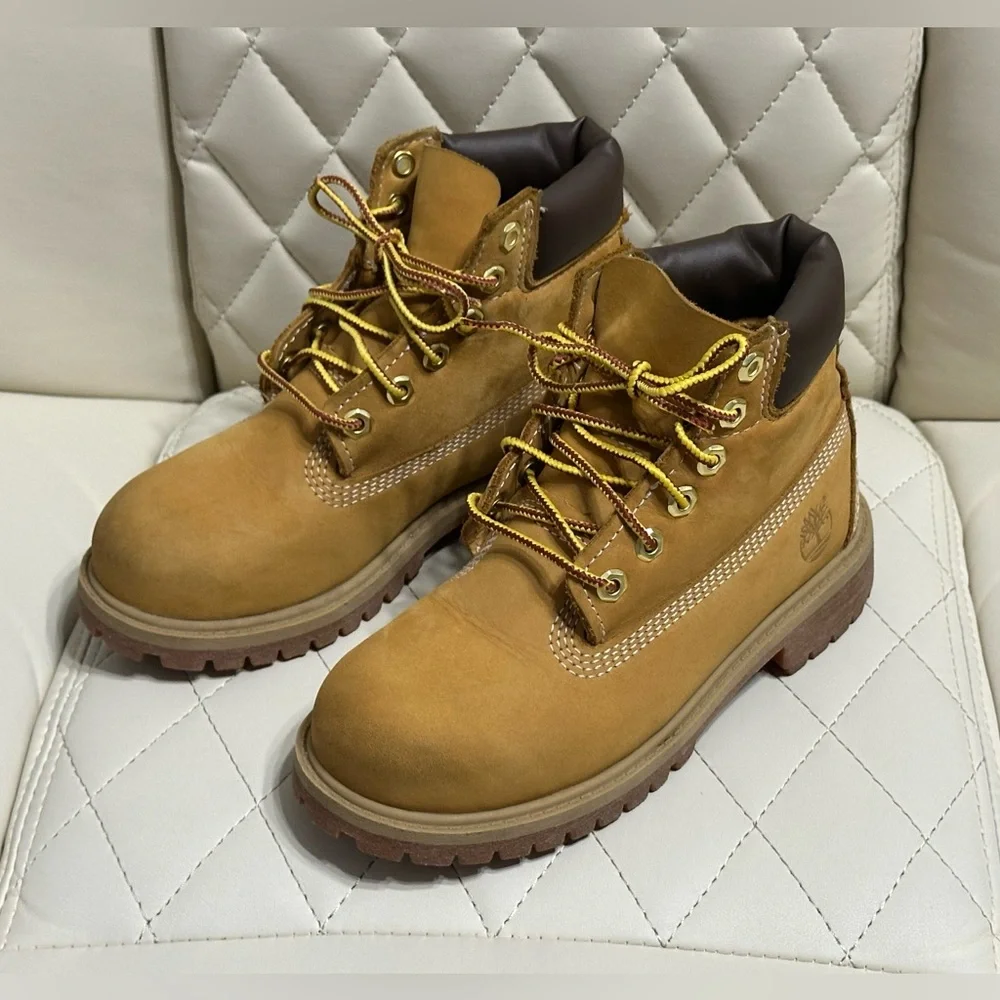Timberland kids' premium waterproof boots wheat nubuck tan color size 13